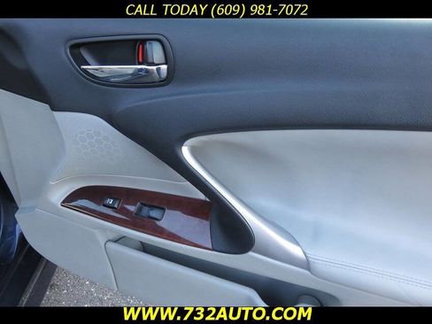 Used 2006 Lexus IS 250 image 29