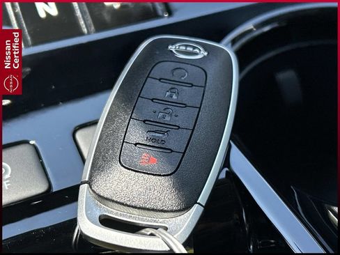 Certified 2025 Nissan Murano SV AWD/4WD image 36
