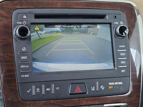 Used 2016 Buick Enclave Premium w/ Experience Buick Package FWD image 20