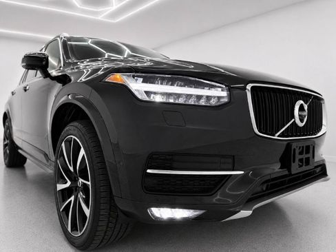 Used 2018 Volvo XC90 T6 Momentum w/ Convenience Package AWD/4WD image 38