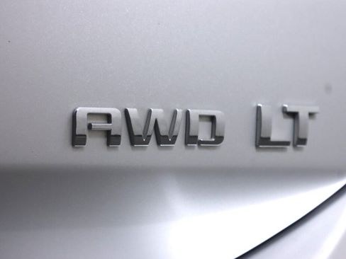 Used 2019 Chevrolet Equinox LT AWD/4WD image 38