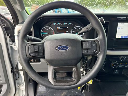 Used 2023 Ford F350 XLT w/ FX4 Off-Road Package image 29
