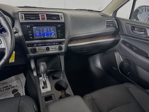 Used 2016 Subaru Outback 3.6R Limited AWD/4WD image 24