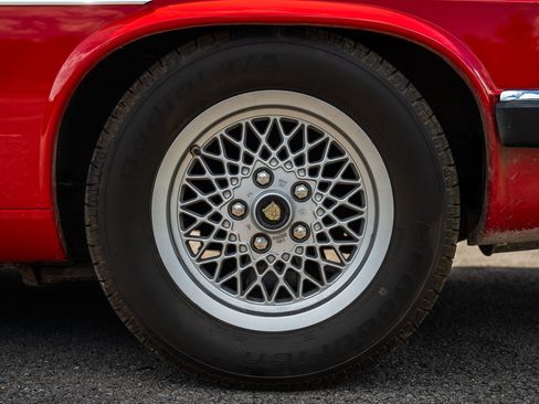 Used 1990 Jaguar XJS V12 Convertible RWD image 39