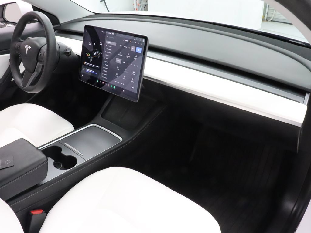 Used 2021 Tesla Model 3 Long Range AWD/4WD image 21