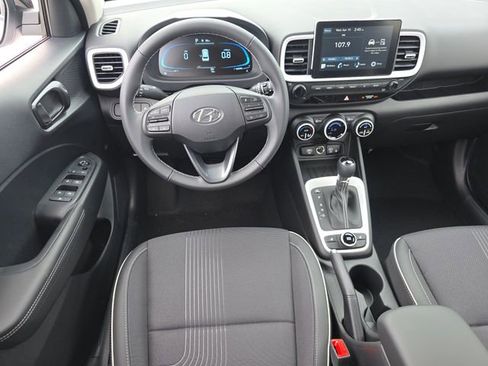 New 2026 Hyundai Venue SEL image 3