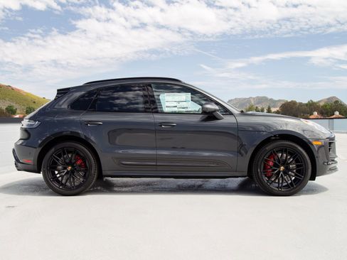 New 2026 Porsche Macan GTS AWD/4WD image 8