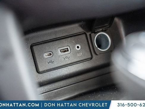 Used 2021 Chevrolet Equinox LT image 12