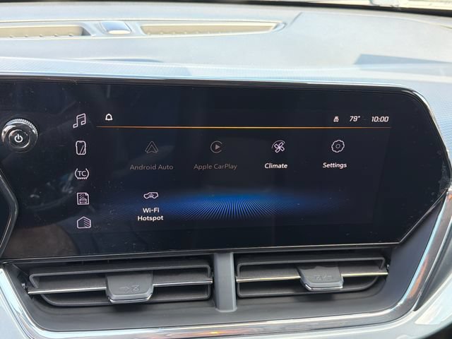 Used 2025 Chevrolet Trax LT w/ LT Convenience Package FWD image 18