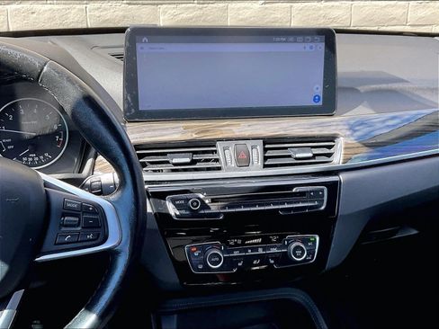 Used 2017 BMW X1 xDrive28i AWD/4WD image 5