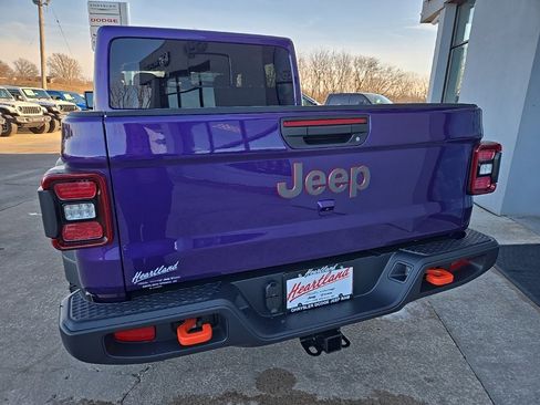 New 2026 Jeep Gladiator Mojave image 9