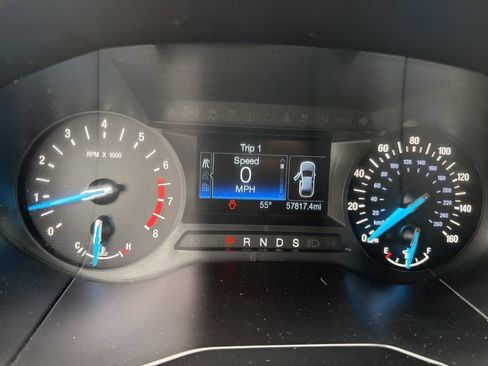 Used 2019 Ford Edge SE image 12