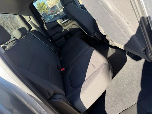 Used 2019 Chevrolet Silverado 1500 Custom w/ Custom Convenience Package image 8