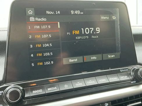 Used 2021 Kia Forte LXS image 27