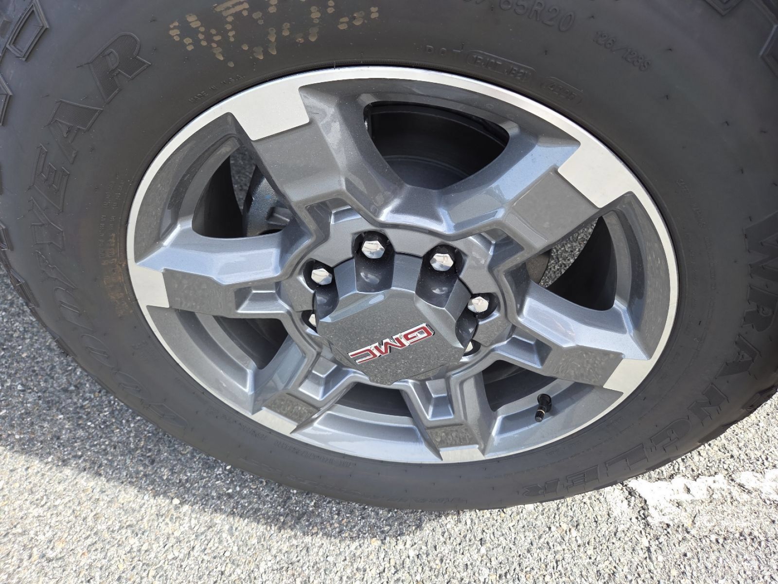 New 2026 GMC Sierra 2500 SLT w/ SLT Premium Package AWD/4WD image 14