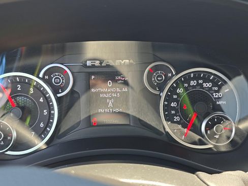 Used 2026 RAM 2500 Big Horn AWD/4WD image 2