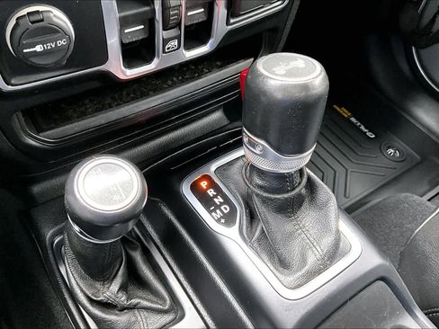 Used 2020 Jeep Wrangler Unlimited Sahara AWD/4WD image 34