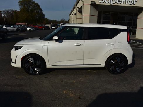 Used 2023 Kia Soul GT-Line image 10