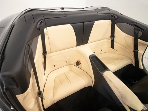 Used 2020 Ferrari Portofino image 57