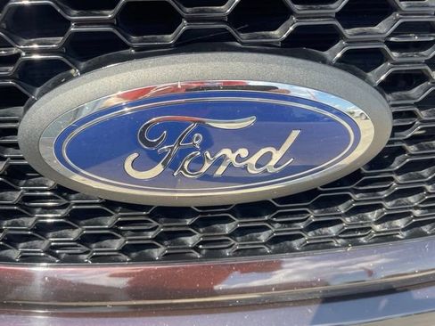 Used 2018 Ford F150 XL w/ Equipment Group 101A Mid RWD image 2