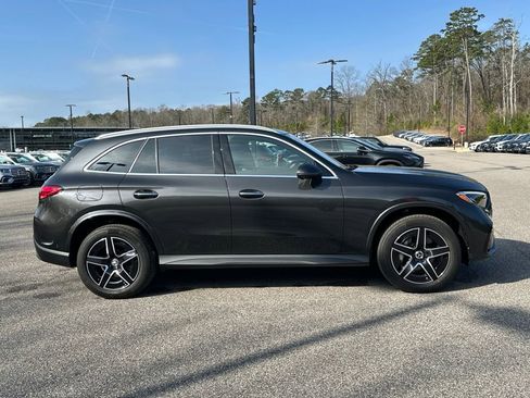 Certified 2025 Mercedes-Benz GLC 300 4MATIC image 8