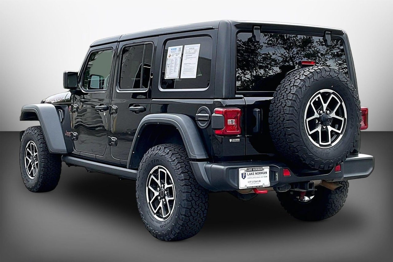 Certified 2024 Jeep Wrangler Unlimited Rubicon AWD/4WD image 6