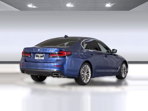 Used 2023 BMW 530e w/ Convenience Package RWD image 9