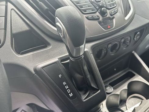 Used 2015 Ford Transit 150 XLT RWD image 17