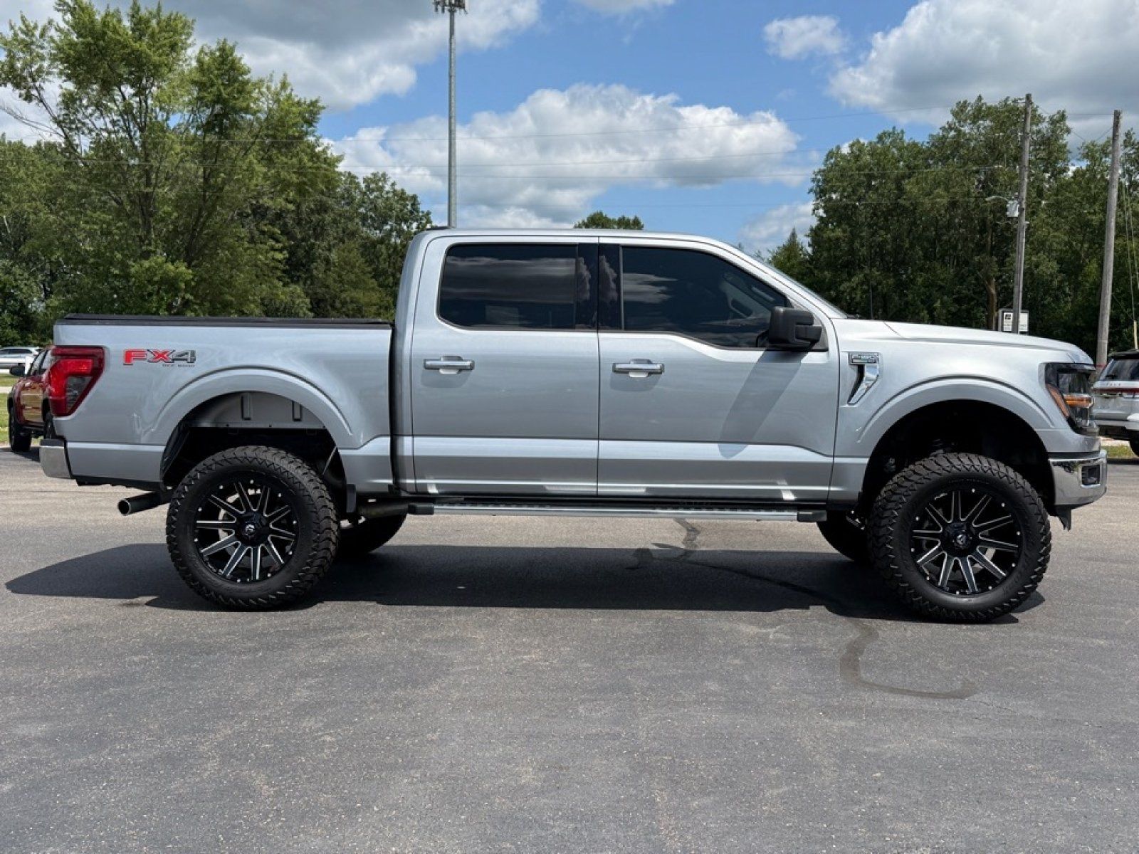 Used 2025 Ford F150 XLT w/ Equipment Group 301A Standard AWD/4WD image 9