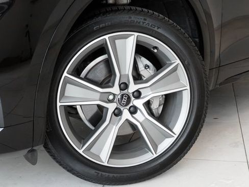 Used 2025 Audi Q5 2.0T Premium AWD/4WD image 2