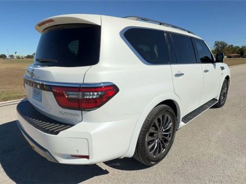 Used 2021 Nissan Armada Platinum image 8