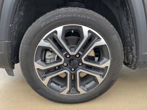 Used 2024 Jeep Compass Limited image 19