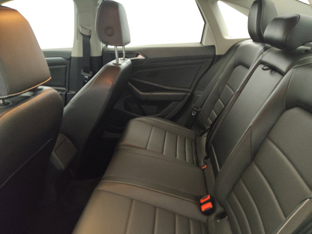 Used 2024 Volkswagen Jetta SE FWD image 18