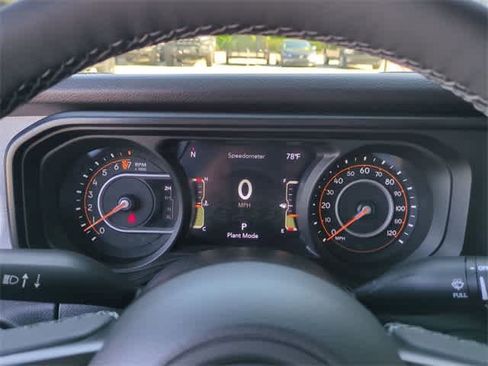 New 2025 Jeep Gladiator Sport image 33