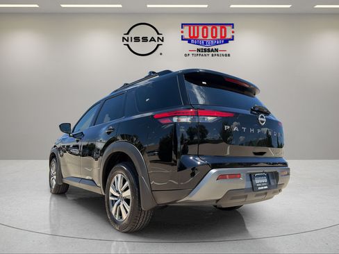 New 2026 Nissan Pathfinder SL AWD/4WD image 4
