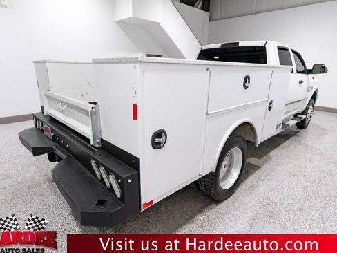 Used 2018 RAM 3500 Tradesman w/ Chrome Appearance Group AWD/4WD image 5