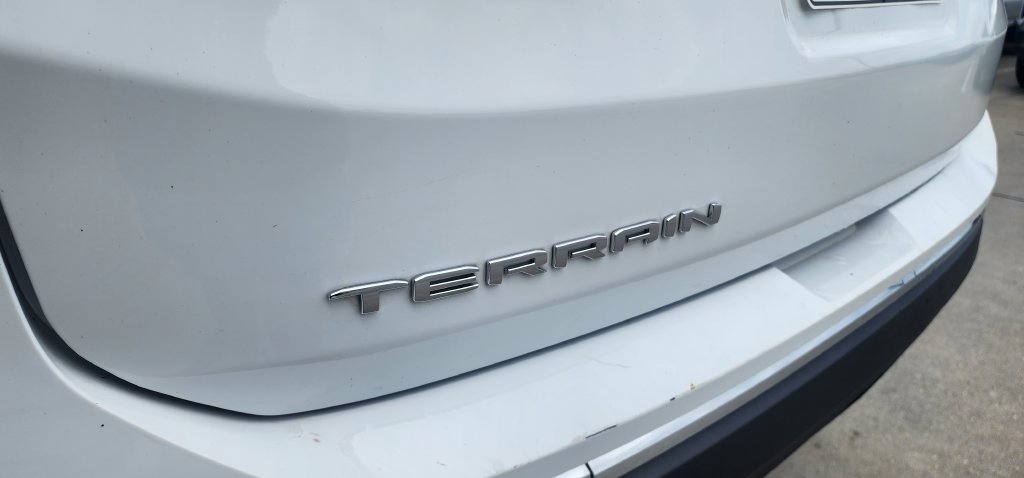 Used 2023 GMC Terrain SLT FWD image 18