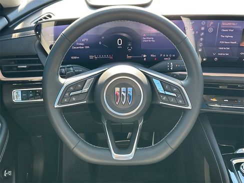 Used 2025 Buick Envision Sport Touring image 24