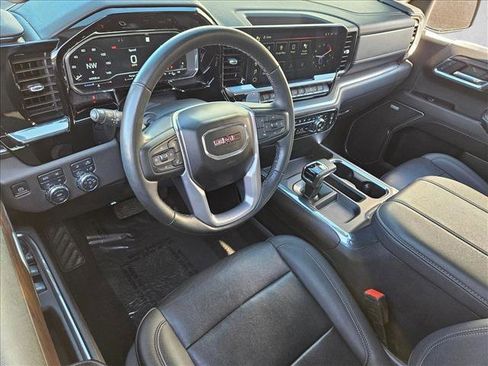 Used 2023 GMC Sierra 1500 SLT w/ SLT Premium Package image 9