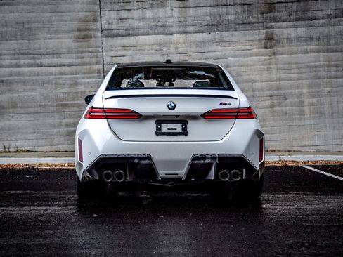 New 2026 BMW M5 AWD/4WD image 4