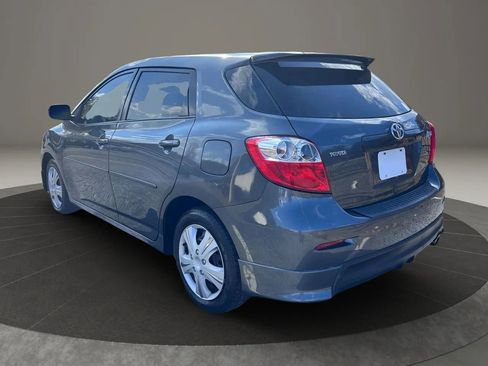 Used 2010 Toyota Matrix image 4