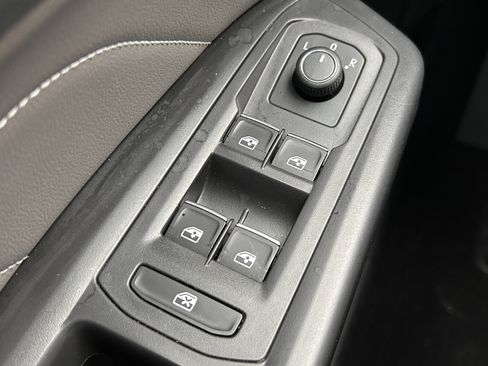 Certified 2023 Volkswagen Atlas SEL image 17