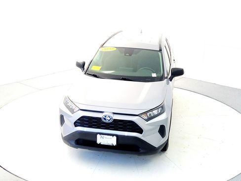 Certified 2022 Toyota RAV4 LE image 20