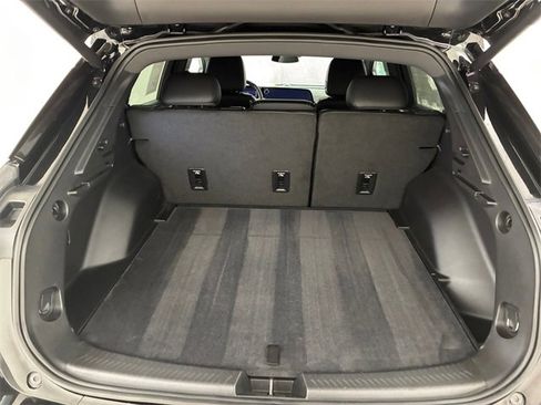 Used 2024 Chevrolet Equinox EV RS image 17