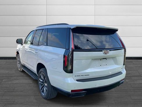 Used 2022 Cadillac Escalade Sport image 4