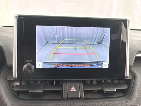 Used 2024 Toyota RAV4 XLE w/ Convenience Package image 26