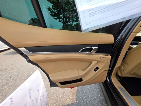 Used 2011 Porsche Panamera 4S AWD/4WD image 23