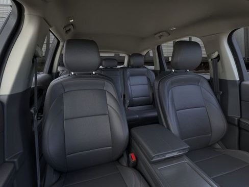 New 2026 Lincoln Nautilus Premier image 10