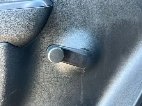 Used 2018 Chevrolet Silverado 1500 W/T image 30