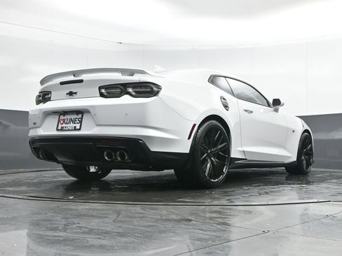 Used 2019 Chevrolet Camaro SS image 44